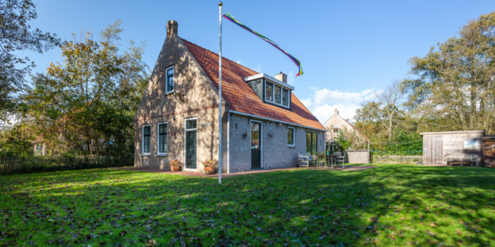 Buitenaanzicht vakantiehuis Bokkedoorn – Hallo Terschelling – halloterschelling.nl